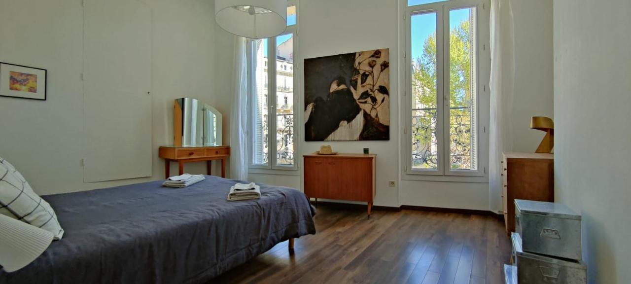 Grand Appartement Centre Ville Marseilles Exterior foto
